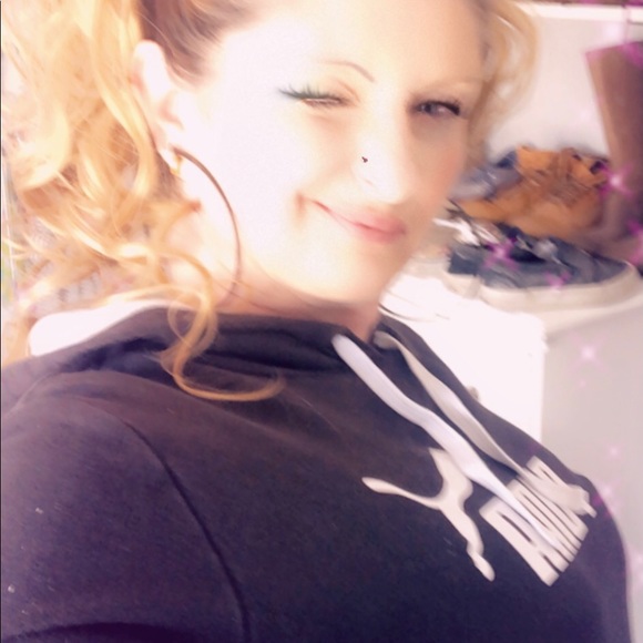 Founder former owner of the Cincinnati Rollergirls - Picture 5 of 5